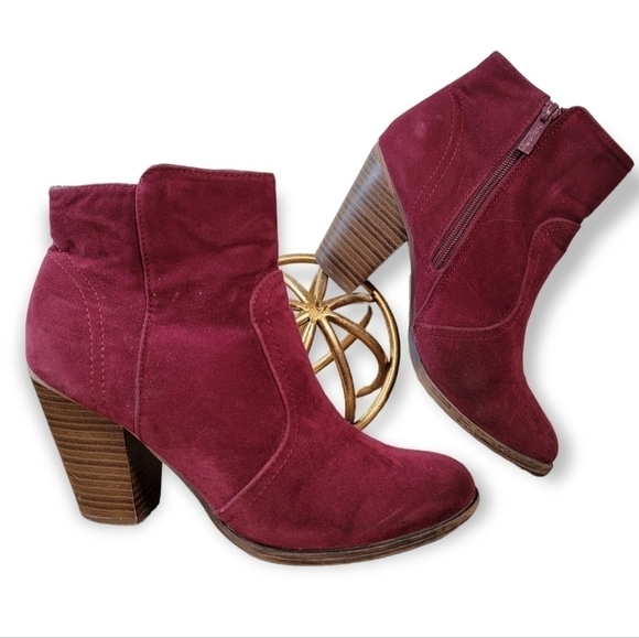 Breckellle's Wine / Maroon Colored Heather Ankle Booties vegan Size 8.5 - Picture 16 of 16